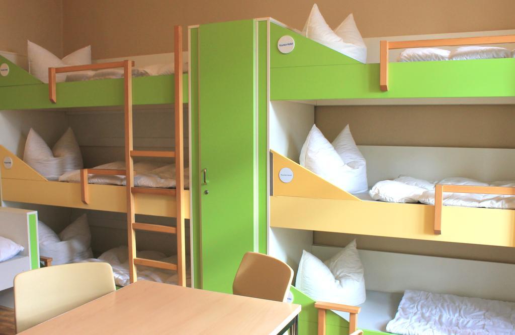 شترالسوند Younior-Hotel المظهر الخارجي الصورة