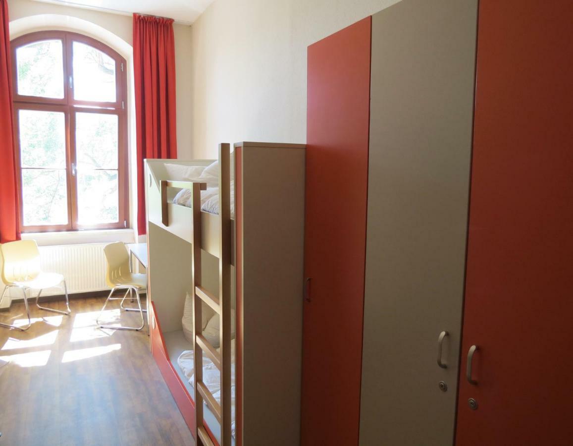 شترالسوند Younior-Hotel المظهر الخارجي الصورة